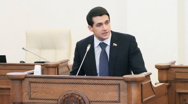 Депутаты Госдумы обсудили с алтайскими единороссами бюджетную политику
